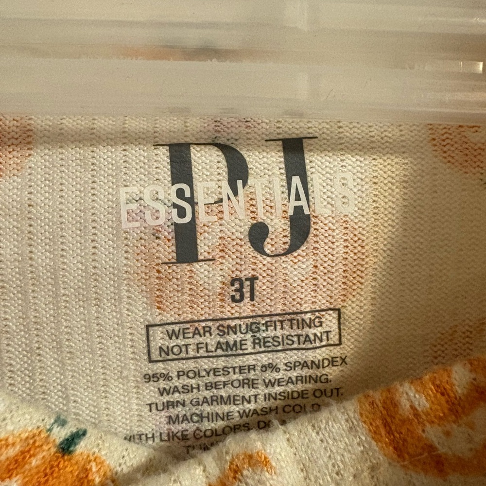 Essentials Pumpkin Print Pajama Set - Picture 3 of 3